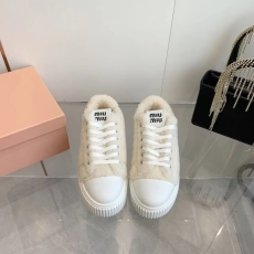 Miu Miu Casual Shoes